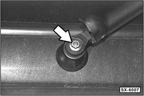 Scheibenwischermotor hinten aus- und einbauen